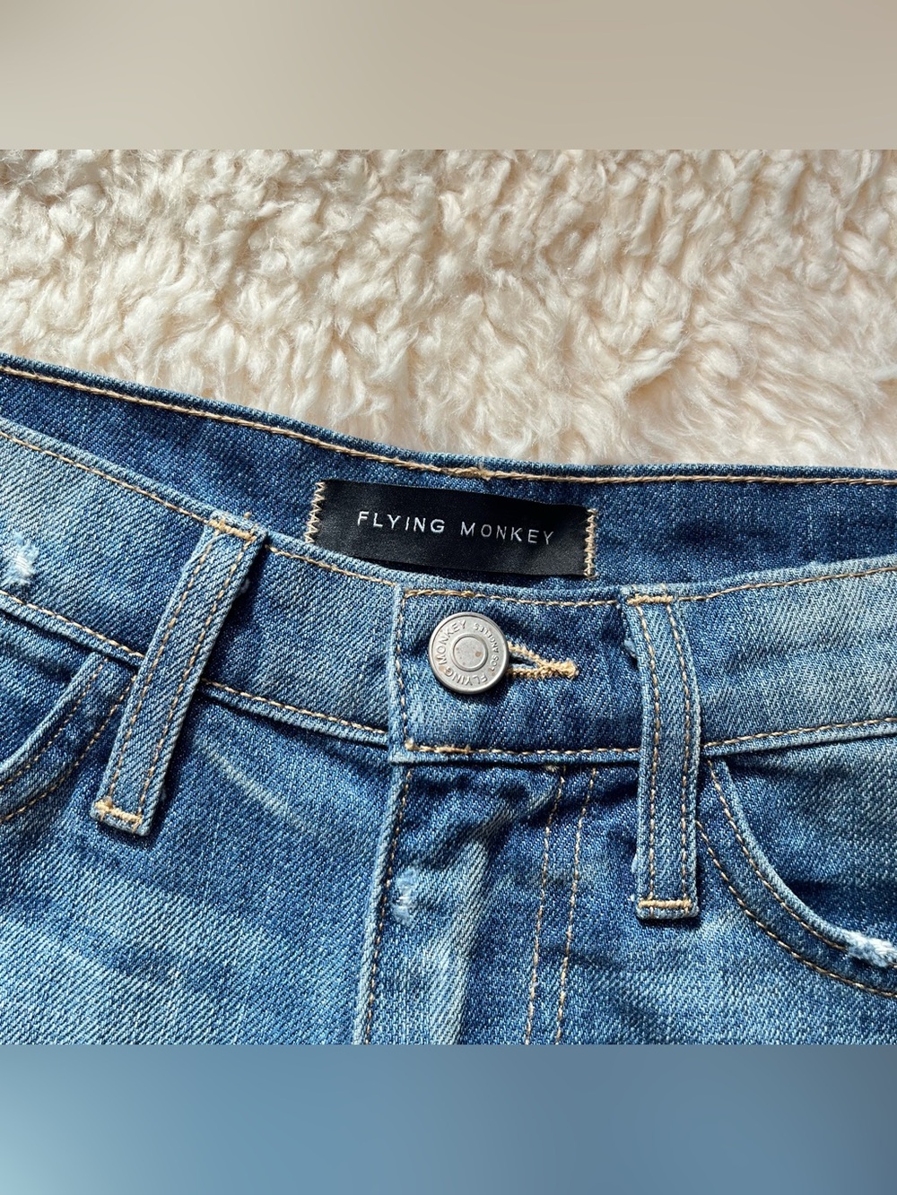 Flying Monkey Distressed Denim Cut Off Jean Shorts Mid-Rise Raw Hem Women’s 24 - Picture 3 of 7